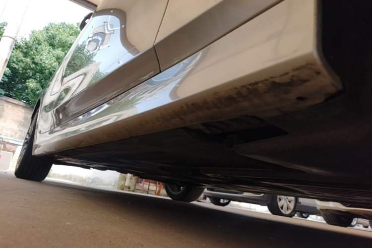 Used BMW 3 Series 2022 Updated 320i Sport Package Right Side Sill