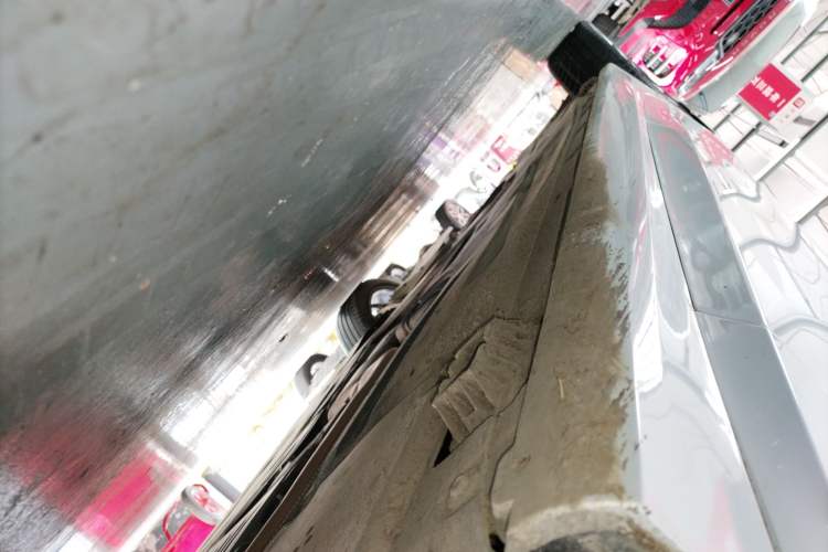 Used BMW 3 Series 2022 Restyled 320Li M Sport Package Right Side Sill