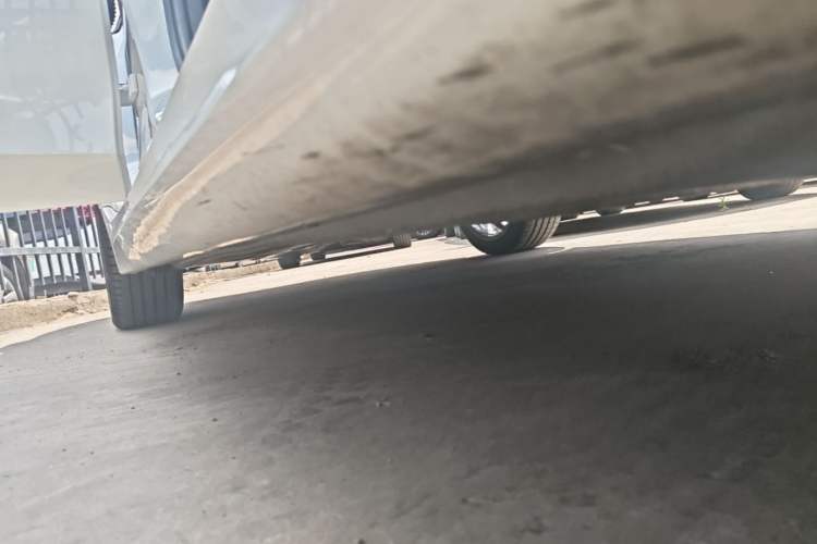 Used BMW 3 Series 2022 320Li M Sport Package Right Side Sill