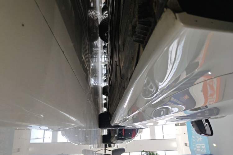 Used BMW 3 Series 2022 320Li M Sport Package Right Side Sill