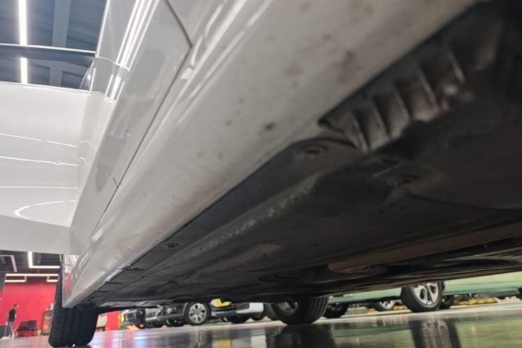 Used BMW 3 Series 2022 Restyled 320Li M Sport Package Right Side Sill