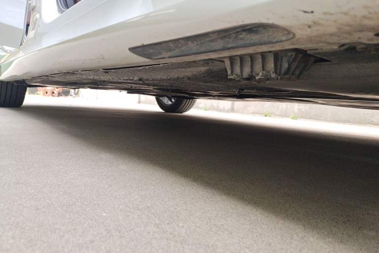 Used BMW 3 Series 2022 325Li M Sport Package Right Side Sill