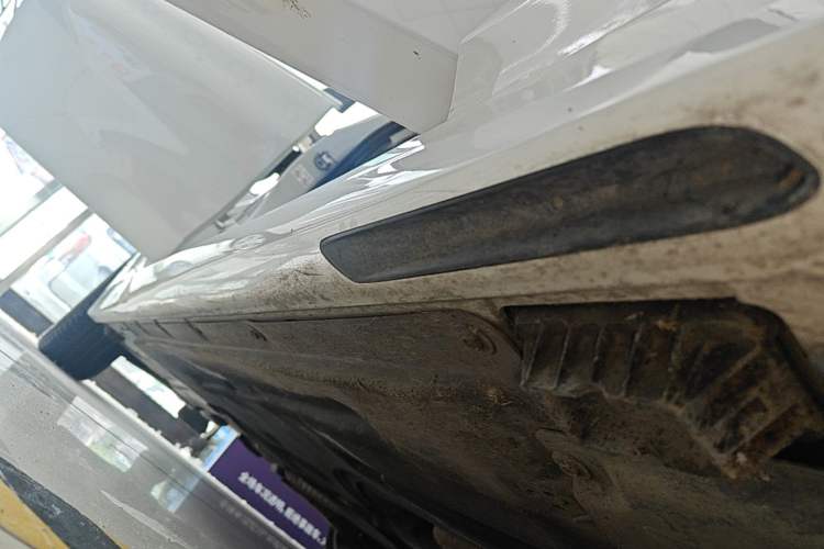 Used BMW 3 Series 2022 325Li M Sport Package Right Side Sill