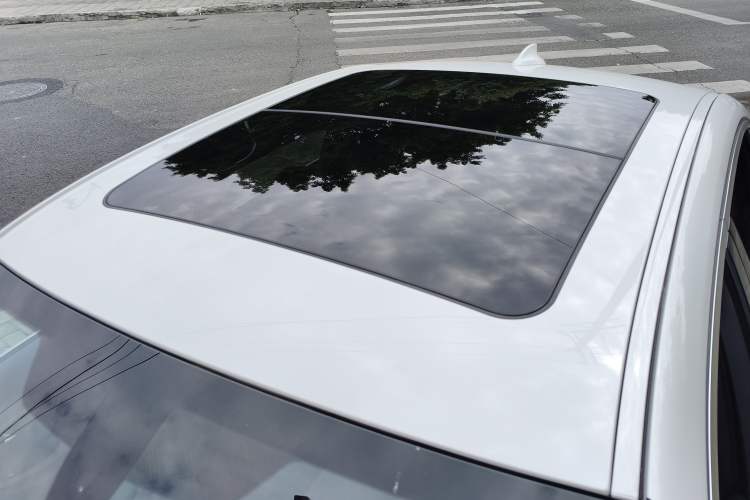 Used BMW 3 Series 2022 320Li M Sport Package Roof