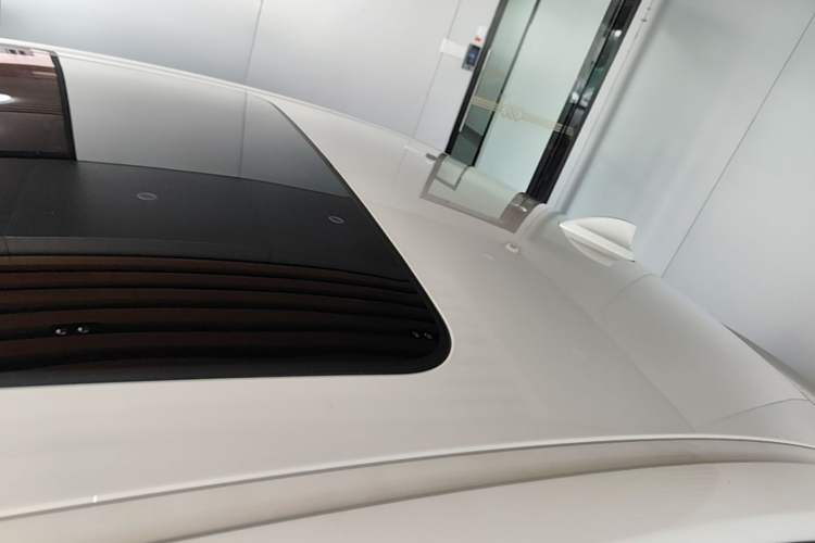 Used BMW 3 Series 2022 320i Sport Package Roof