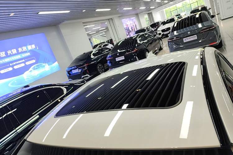 Used BMW 3 Series 2022 325i M Sport Night Edition Package Roof