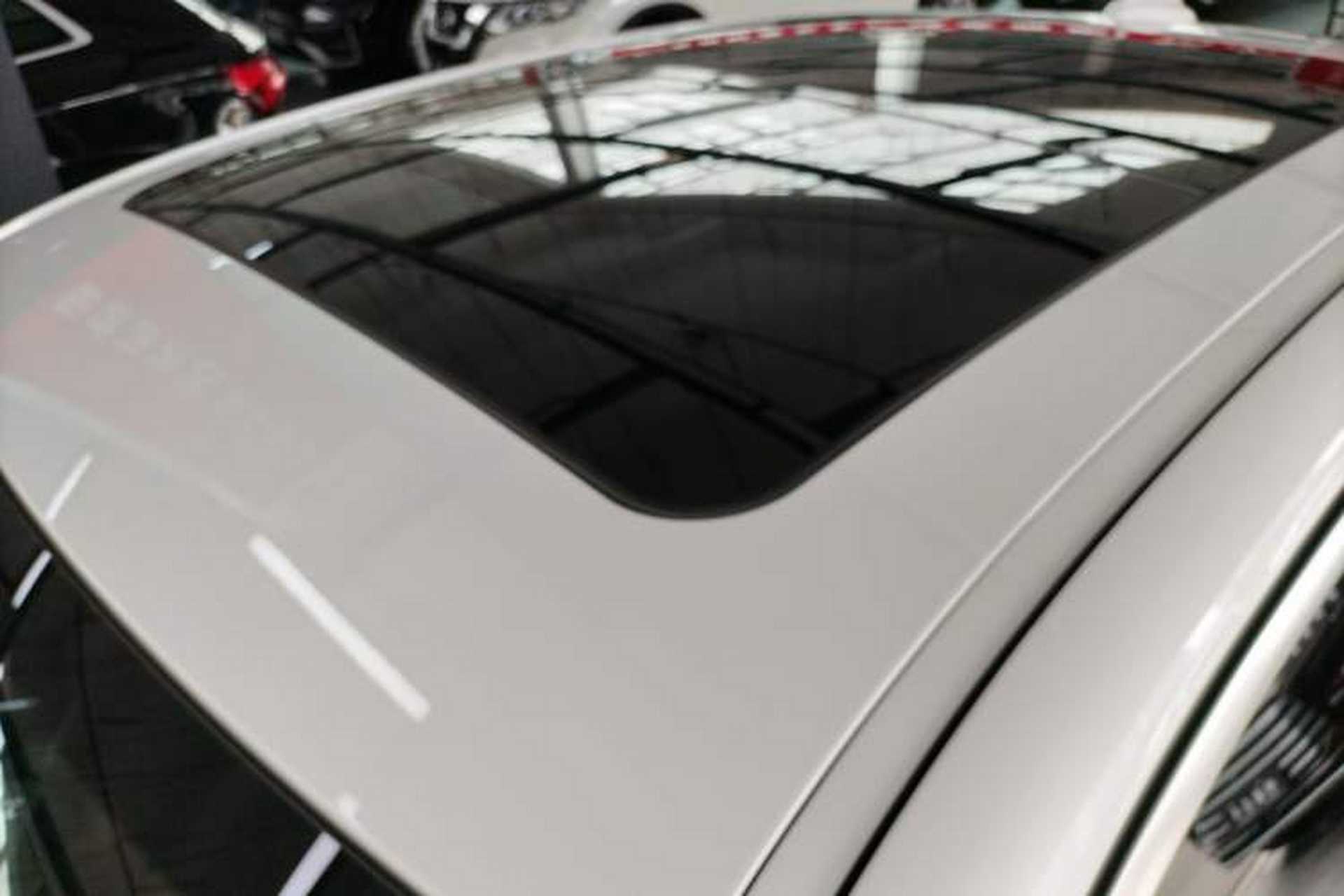 Used BMW 3 Series 2022 Restyled 320Li M Sport Package Roof
