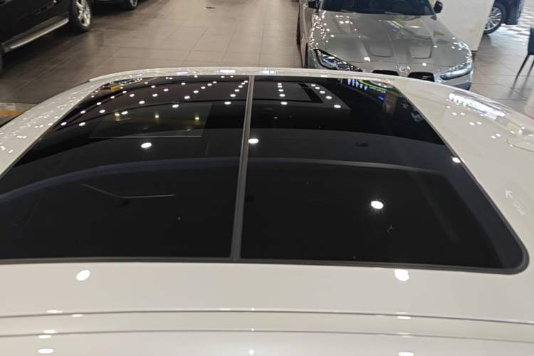 Used BMW 3 Series 2022 325Li M Sport Package Roof