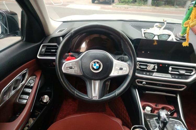 Used BMW 3 Series 2022 325Li M Sport Package Steering Wheel
