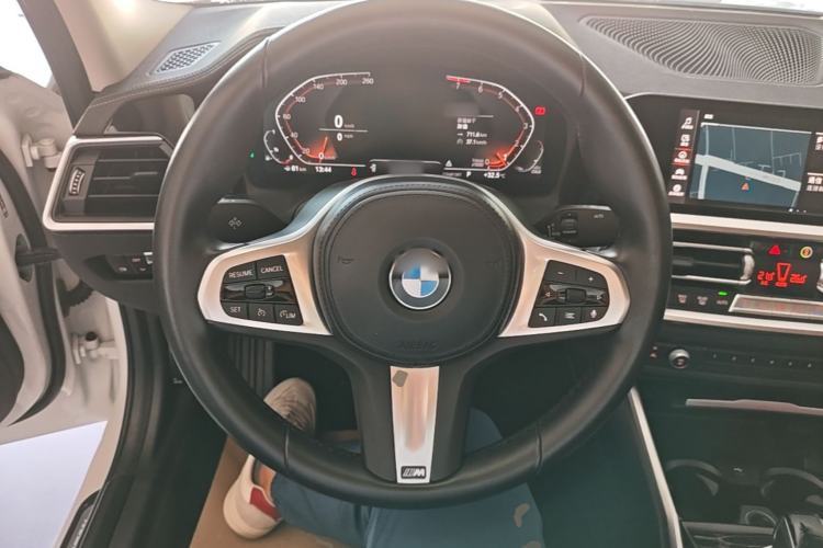 Used BMW 3 Series 2022 Updated 325Li M Sport Package Steering Wheel
