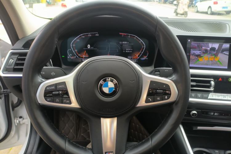 Used BMW 3 Series 2022 325i M Sport Package Steering Wheel