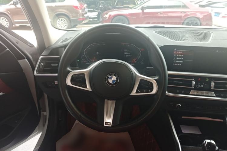 Used BMW 3 Series 2022 325Li M Sport Package Steering Wheel