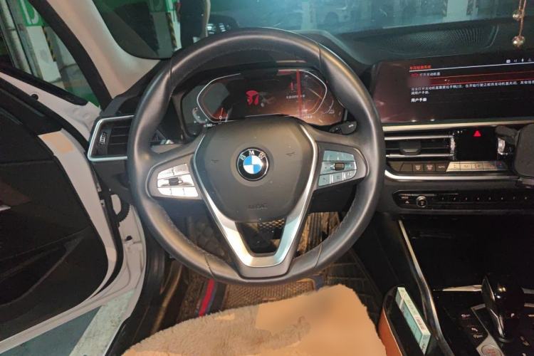 Used BMW 3 Series 2022 Updated 320i Sport Package Steering Wheel
