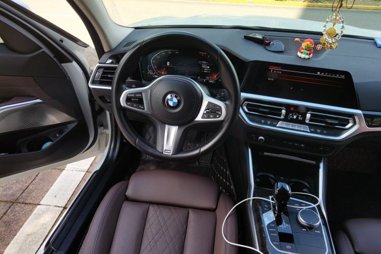Used BMW 3 Series 2022 325Li M Sport Package Steering Wheel