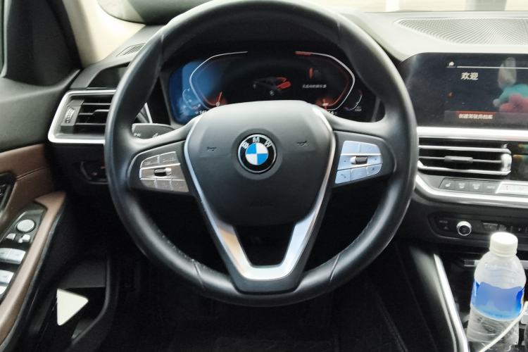 Used BMW 3 Series 2022 Updated 320i Sport Package Steering Wheel