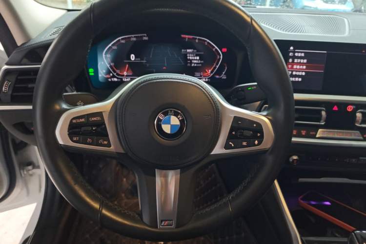 Used BMW 3 Series 2022 325Li M Sport Package Steering Wheel