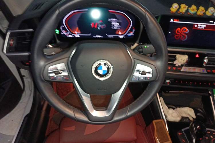 Used BMW 3 Series 2022 320i Sport Package Steering Wheel