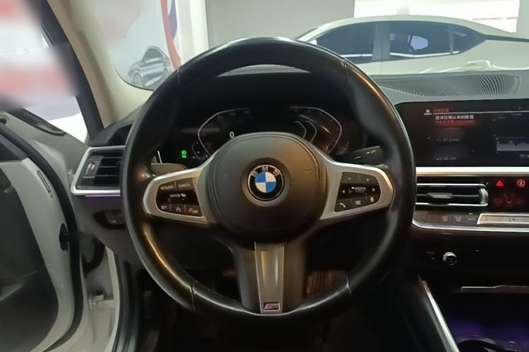 Used BMW 3 Series 2022 Updated 325i M Sport Package Steering Wheel