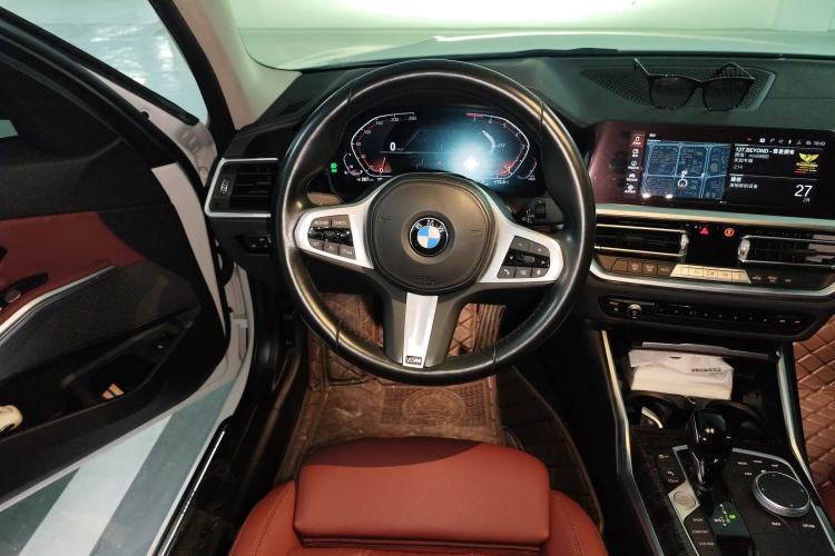 Used BMW 3 Series 2022 325Li M Sport Package Steering Wheel
