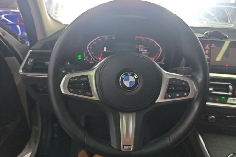 Used BMW 3 Series 2022 325i M Sport Package Steering Wheel
