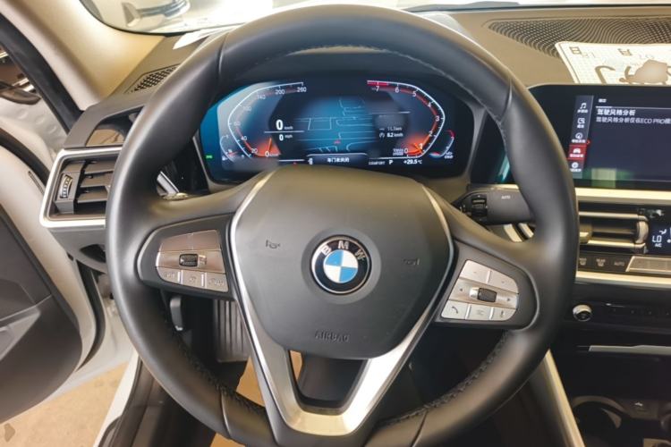 Used BMW 3 Series 2022 Updated 320i Sport Package Steering Wheel