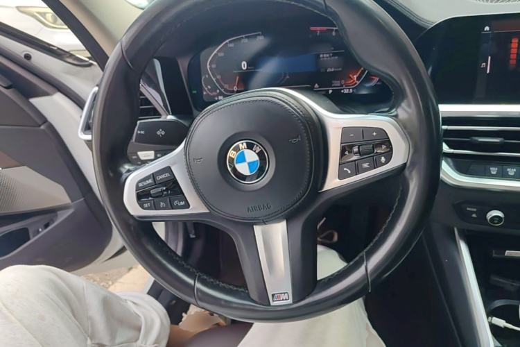 Used BMW 3 Series 2022 Updated 325Li M Sport Package Steering Wheel