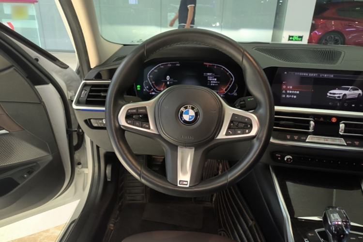 Used BMW 3 Series 2022 325Li M Sport Package Steering Wheel