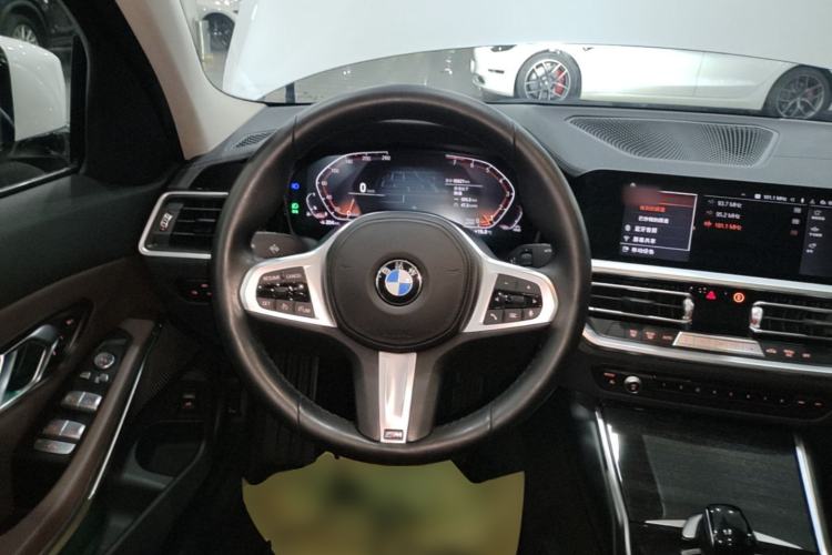 Used BMW 3 Series 2022 325Li M Sport Package Steering Wheel