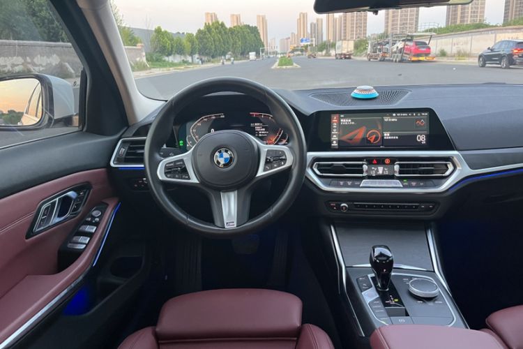 Used BMW 3 Series 2022 325i M Sport Package Steering Wheel