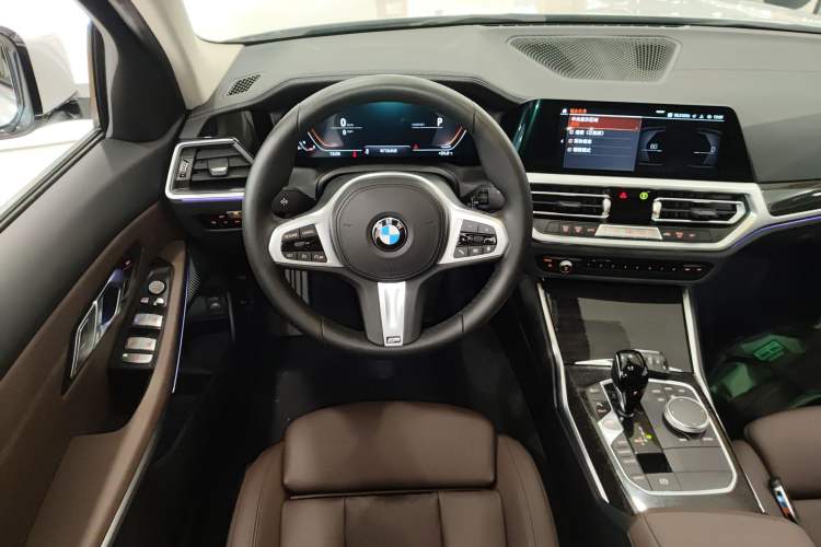 Used BMW 3 Series 2022 Updated 325Li M Sport Package Steering Wheel