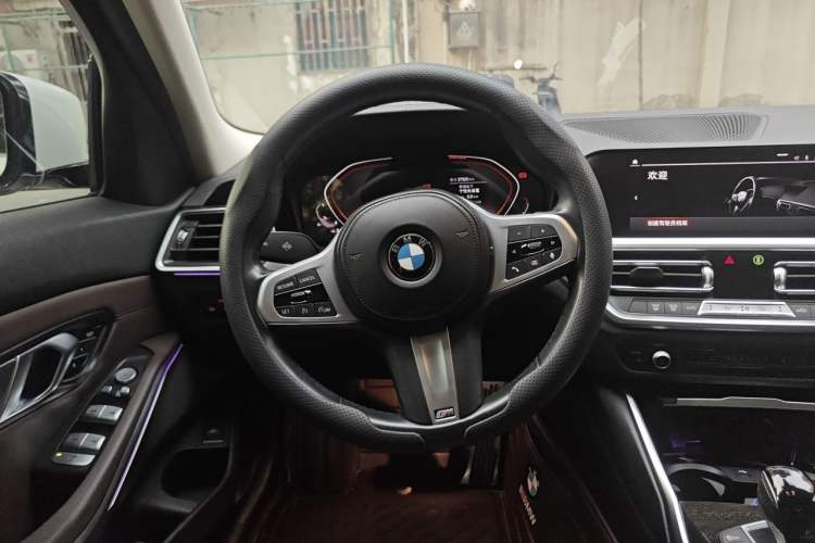 Used BMW 3 Series 2022 Updated 325Li M Sport Package Steering Wheel