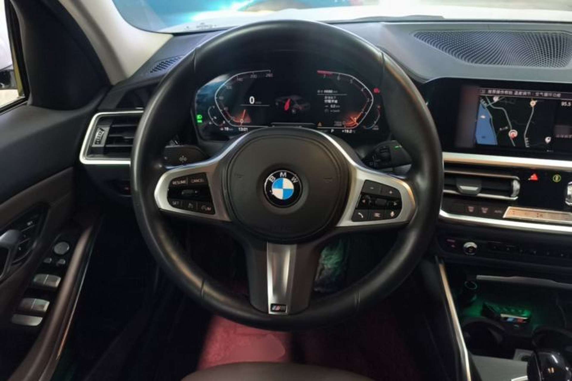 Used BMW 3 Series 2022 325i M Sport Package Steering Wheel