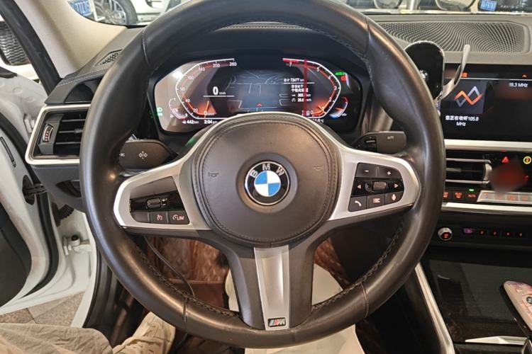 Used BMW 3 Series 2022 325Li M Sport Package Steering Wheel