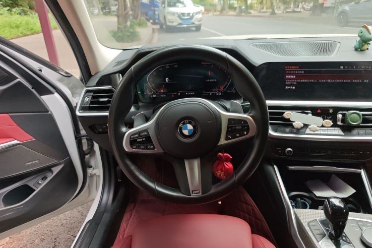 Used BMW 3 Series 2022 325i M Sport Package Steering Wheel