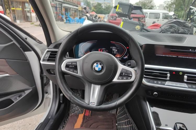 Used BMW 3 Series 2022 325Li M Sport Package Steering Wheel