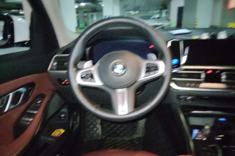 Used BMW 3 Series 2022 325Li M Sport Package Steering Wheel