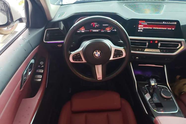 Used BMW 3 Series 2022 325Li M Sport Package Steering Wheel