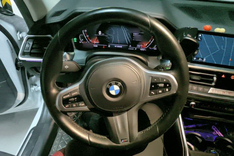 Used BMW 3 Series 2022 325i M Sport Package Steering Wheel