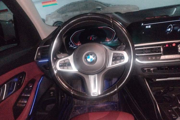 Used BMW 3 Series 2022 325i M Sport Package Steering Wheel