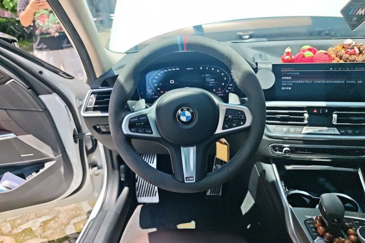 Used BMW 3 Series 2022 Revised 325i M Sport Night Edition Package Steering Wheel