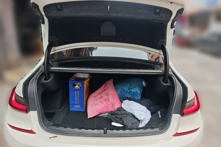 Used BMW 3 Series 2022 325i M Sport Package Trunk