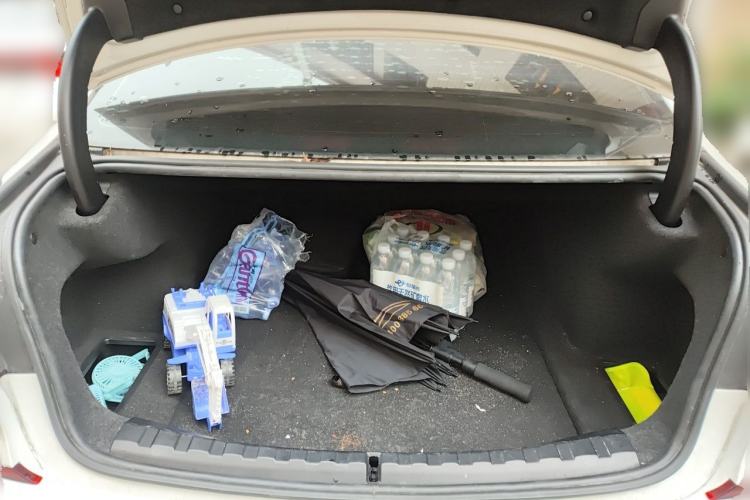 Used BMW 3 Series 2022 320Li M Sport Package Trunk