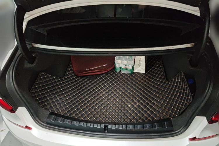Used BMW 3 Series 2022 325Li M Sport Package Trunk