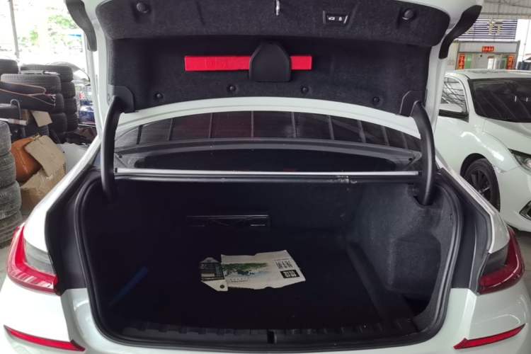 Used BMW 3 Series 2022 Updated 325Li M Sport Package Trunk