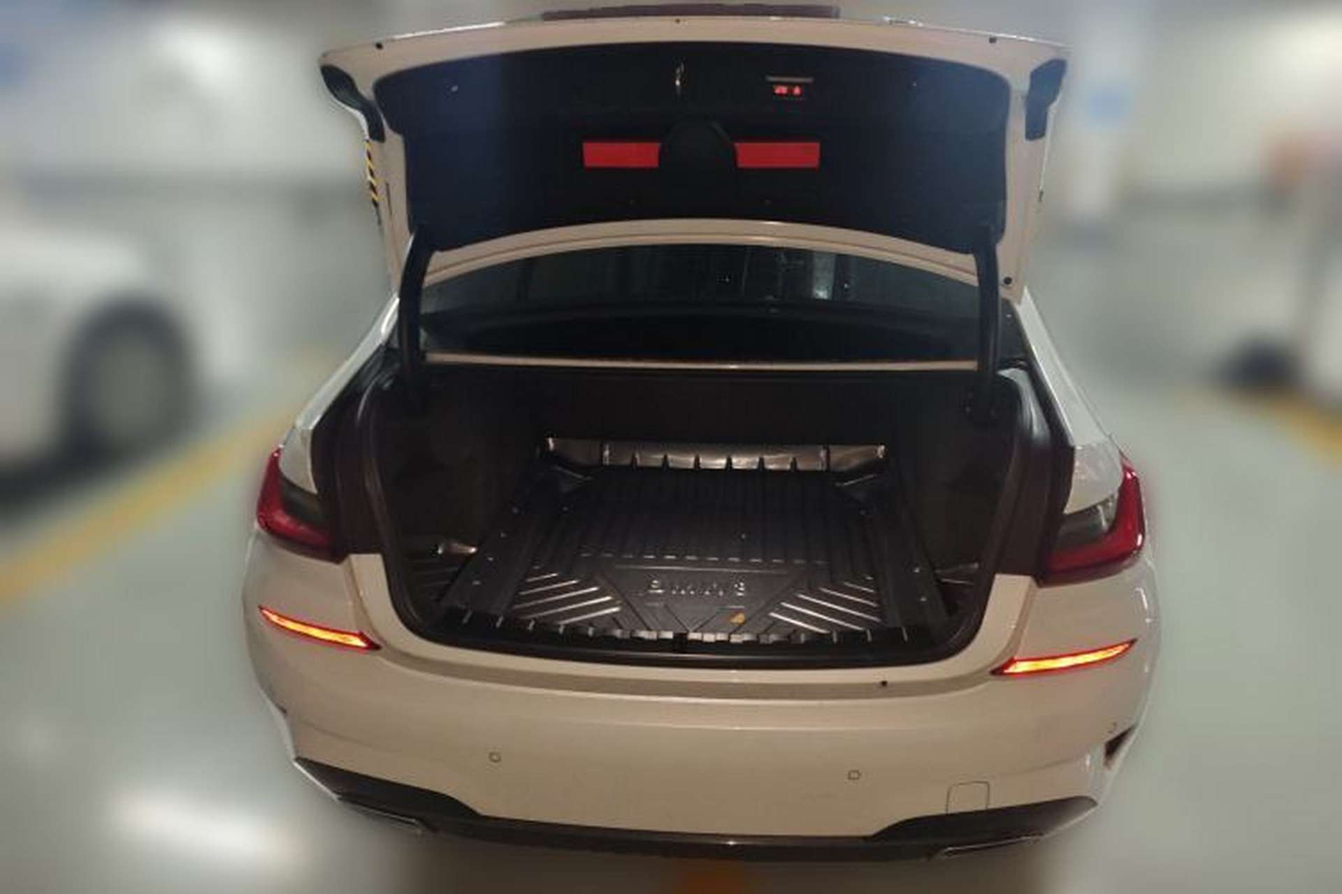 Used BMW 3 Series 2022 Updated 325Li M Sport Package Trunk