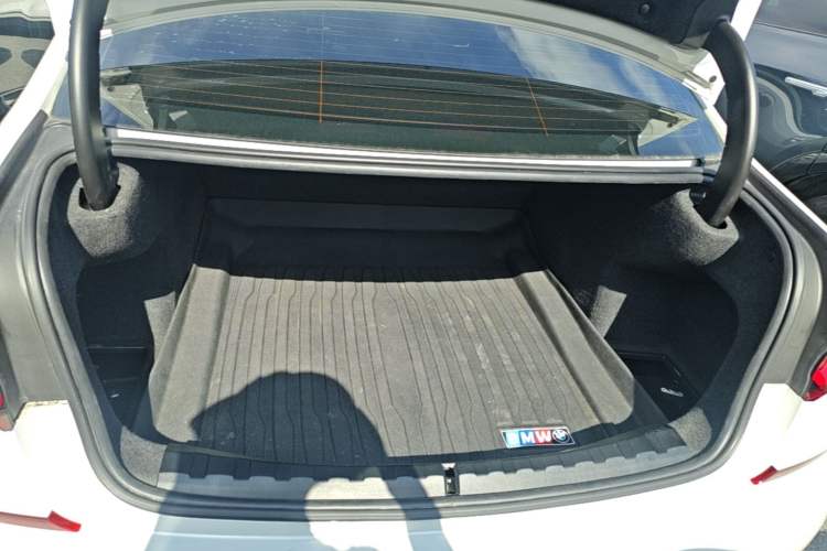 Used BMW 3 Series 2022 325i M Sport Night Edition Package Trunk