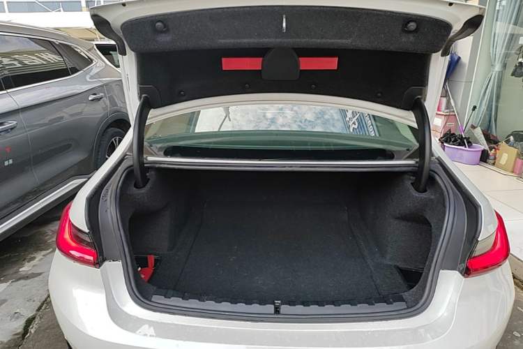 Used BMW 3 Series 2022 Updated 320i Sport Package Trunk