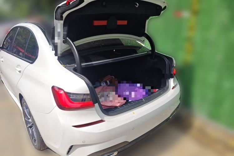 Used BMW 3 Series 2022 325Li M Sport Package Trunk