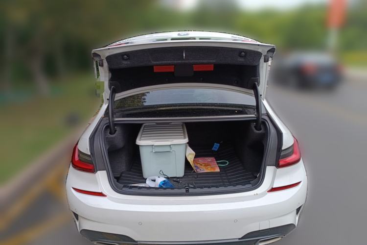 Used BMW 3 Series 2022 320Li M Sport Package Trunk