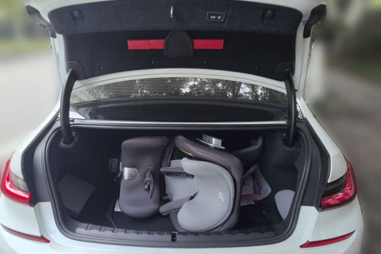 Used BMW 3 Series 2022 325Li M Sport Package Trunk
